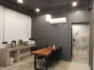 thumbnail: In-room dining