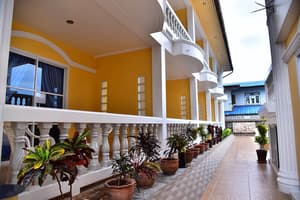 thumbnail: Exterior