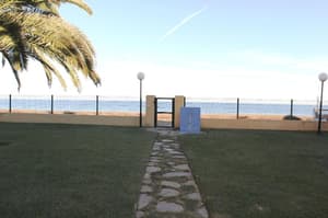 thumbnail: General view