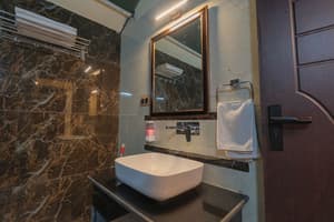 thumbnail: Bathroom