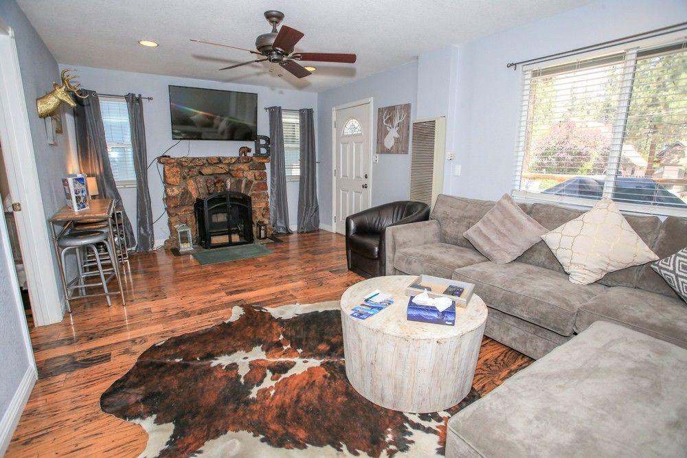 All Decked Out - 2Br 2Ba, Netflix, Wifi 16
