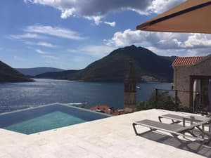 thumbnail: Sundeck