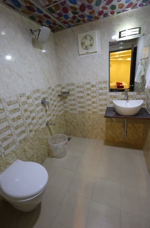 thumbnail: Bathroom