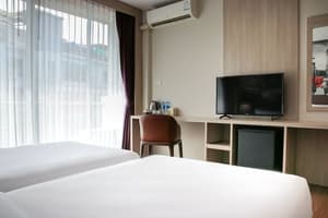 thumbnail: Room