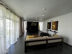 thumbnail: Interior