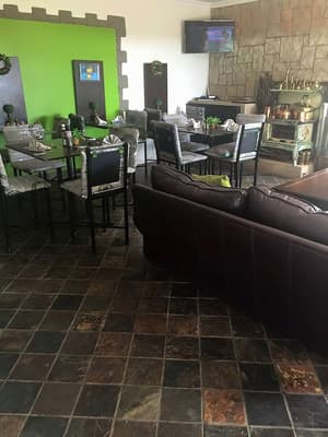 thumbnail: Breakfast area
