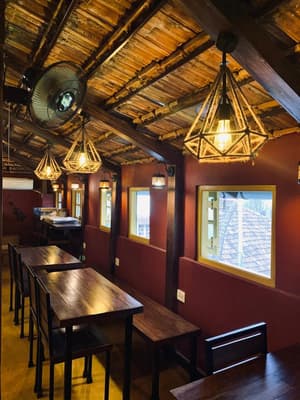 thumbnail: Restaurant