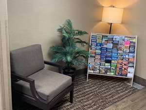 thumbnail: Lobby sitting area
