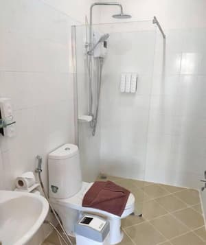 thumbnail: Bathroom