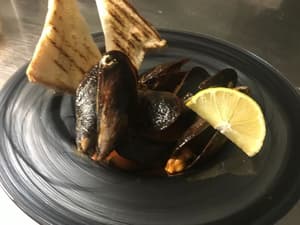 thumbnail: Dining