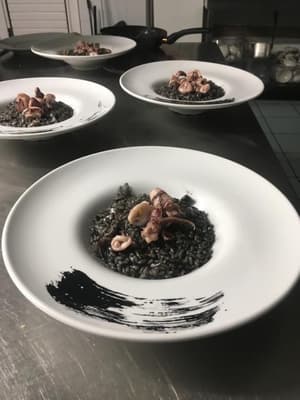 thumbnail: Dining