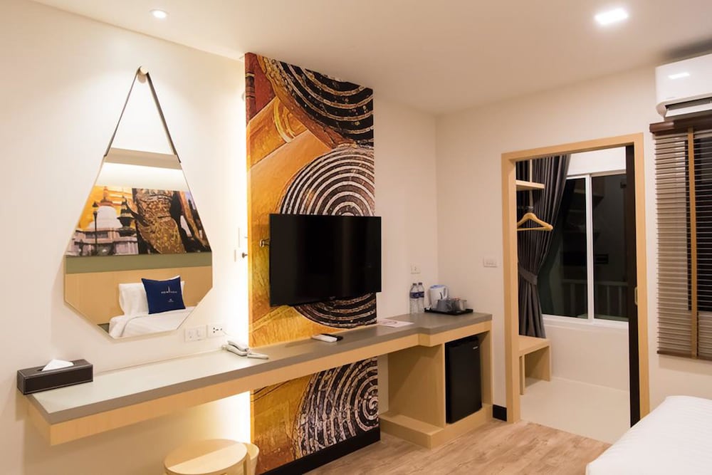 Room amenity