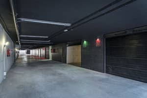thumbnail: Parking