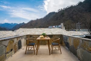 thumbnail: Outdoor dining