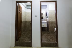 thumbnail: Bathroom