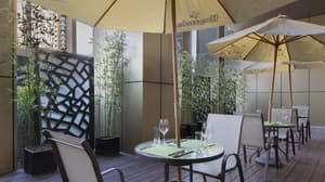 thumbnail: Restaurant