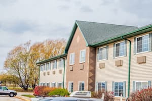 thumbnail: Front of property