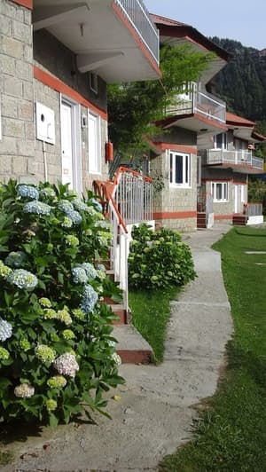 thumbnail: Property entrance
