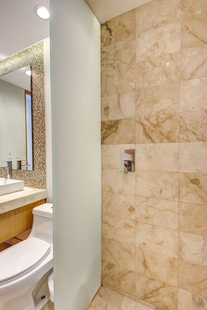 Bathroom shower