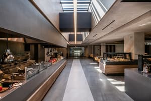 thumbnail: Restaurant