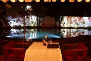 thumbnail: Restaurant