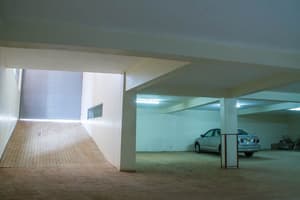 thumbnail: Parking