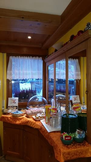thumbnail: Interior