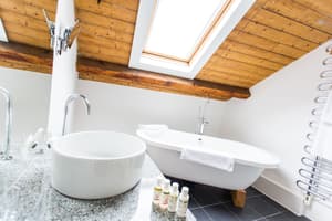 thumbnail: Bathroom