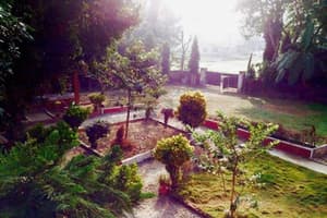 thumbnail: Property grounds