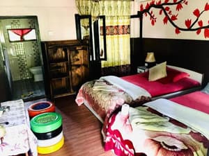 thumbnail: Room