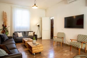 thumbnail: Interior