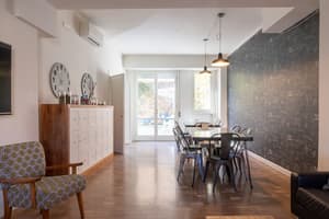 thumbnail: Interior