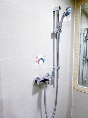 thumbnail: Bathroom shower