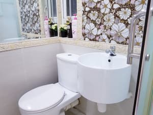 thumbnail: Bathroom