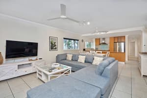 thumbnail: Living area