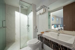 thumbnail: Bathroom