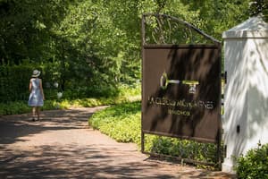 thumbnail: Property entrance