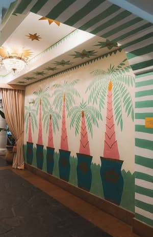thumbnail: Interior entrance