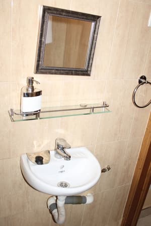 thumbnail: Bathroom