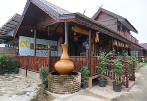 thumbnail: Exterior