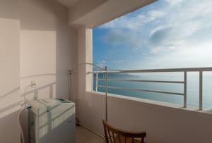thumbnail: Balcony