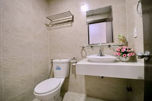 thumbnail: Bathroom