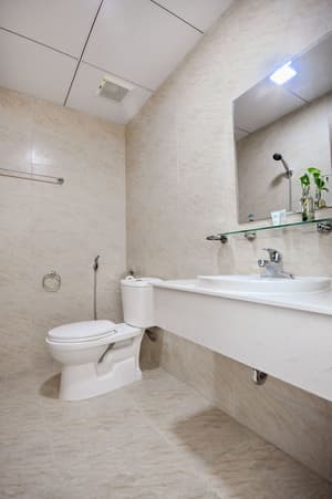 thumbnail: Bathroom