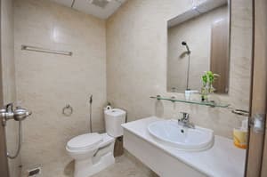 thumbnail: Bathroom