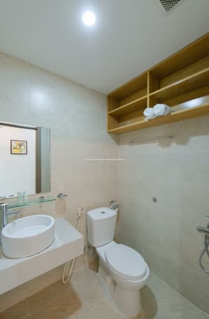 thumbnail: Bathroom