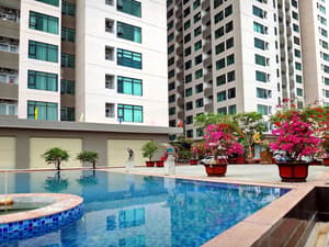 thumbnail: Outdoor pool