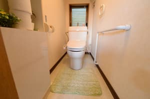 thumbnail: Bathroom