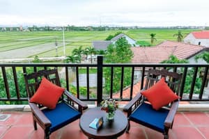 thumbnail: Balcony