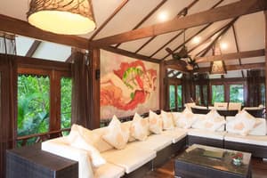 thumbnail: Living room