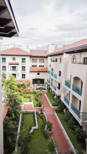 thumbnail: Property grounds